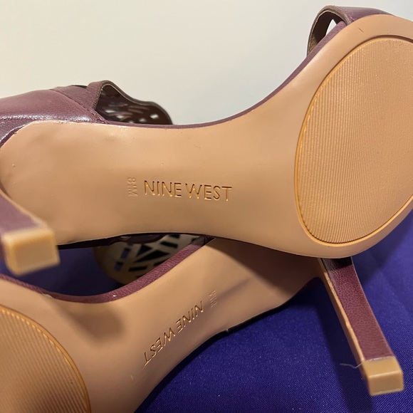 Nine West - Women Stiletto Leather Sandals, purple, size 8.5, 4” heel - Picture 5 of 5